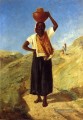 Frau einen Krug auf dem Kopf Camille Pissarro trägt